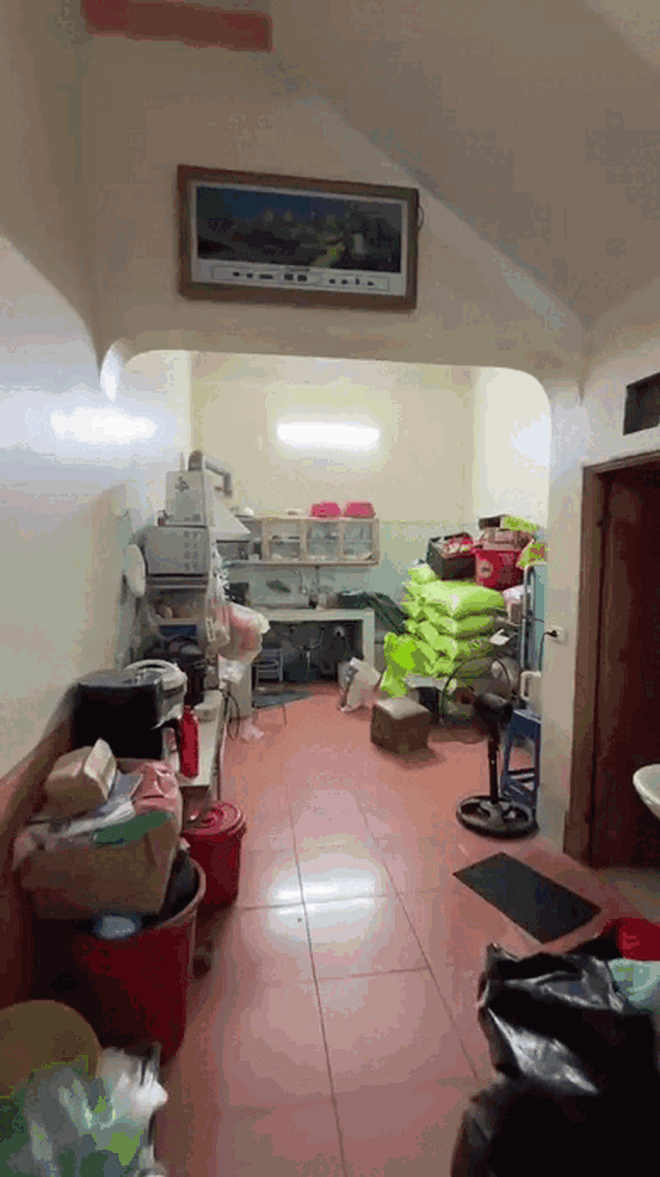 2 năm làm TikToker, cô gái 24 tuổi gom tiền xây sửa nhà cho bố mẹ khiến dân mạng tò mò về thu nhập khủng- Ảnh 3. 2 năm làm TikToker, cô gái 24 tuổi gom tiền xây sửa nhà cho bố mẹ khiến dân mạng tò mò về thu nhập khủng- Ảnh 3.