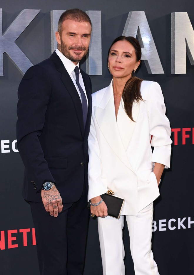 Vợ chồng Beckham đã căng: Công khai tỏ thái độ rõ rệt với dâu cả trên MXH- Ảnh 1. Vợ chồng Beckham đã căng: Công khai tỏ thái độ rõ rệt với dâu cả trên MXH- Ảnh 1.