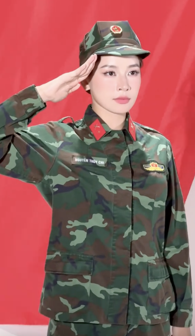 Nhan sắc Chi Pu "là thần", 24 giờ đổi tạo hình dồn dập khiến MXH chao đảo- Ảnh 2. Nhan sắc Chi Pu "là thần", 24 giờ đổi tạo hình dồn dập khiến MXH chao đảo- Ảnh 2.