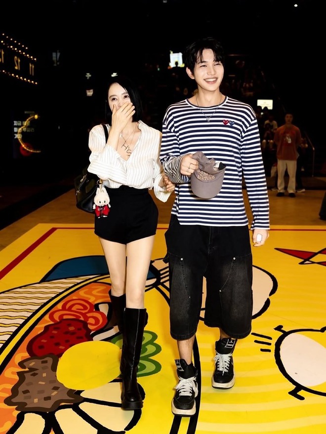"Chị đại" U60 lên đồ khiến cả showbiz chấn động, hàng triệu cô gái ước về già mình được đẹp như vậy!- Ảnh 6. "Chị đại" U60 lên đồ khiến cả showbiz chấn động, hàng triệu cô gái ước về già mình được đẹp như vậy!- Ảnh 6.