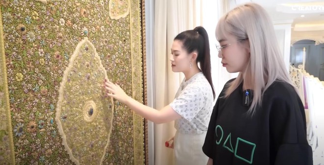 Sự thật về cô gái lam lũ trong Gia Đình Haha: Là tiểu thư 7000 tỷ, ở nhà đập thông 6 căn như cung điện- Ảnh 10. Sự thật về cô gái lam lũ trong Gia Đình Haha: Là tiểu thư 7000 tỷ, ở nhà đập thông 6 căn như cung điện- Ảnh 10.