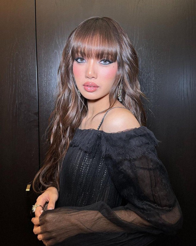 Lisa thay đổi làm dân tình “quay xe”, outfit đặc biệt thành tâm điểm trong concert BLACKPINK- Ảnh 8.
