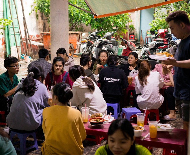 Phường Sài Gòn: Có 2 hàng phở nấu suốt 1 thập kỷ, quán hủ tiếu “người yêu cũ” khiến sao Việt ghé đến hoài- Ảnh 12.