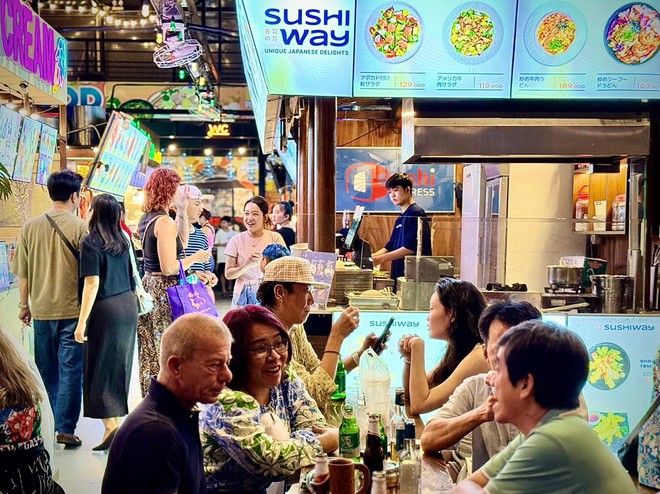 Phường Sài Gòn: Có 2 hàng phở nấu suốt 1 thập kỷ, quán hủ tiếu “người yêu cũ” khiến sao Việt ghé đến hoài- Ảnh 13.