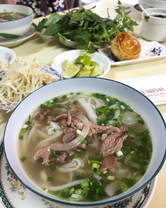 Phường Sài Gòn: Có 2 hàng phở nấu suốt 1 thập kỷ, quán hủ tiếu “người yêu cũ” khiến sao Việt ghé đến hoài- Ảnh 25.