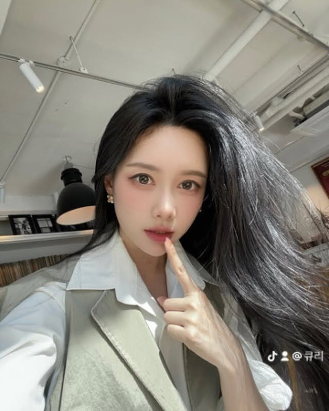 Mỹ nhân T-ara xả ảnh nghỉ dưỡng Nha Trang, U40 mà body "khét" cỡ này!- Ảnh 11.