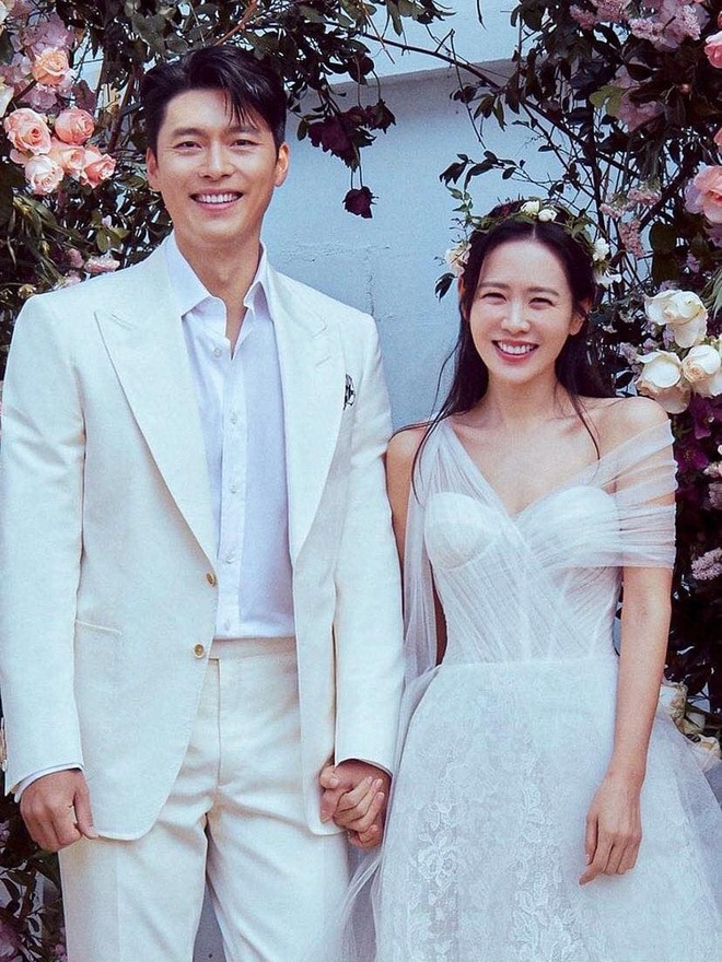 Rò rỉ ảnh hiếm "1 nhà 3 người" của Son Ye Jin - Hyun Bin, quý tử cũng chính thức lộ diện?- Ảnh 5.