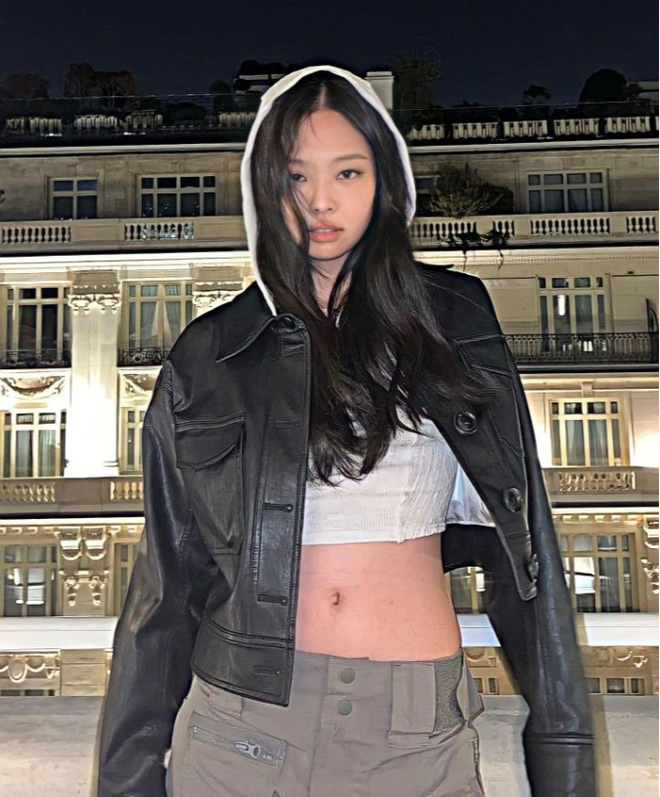 Bất ngờ với danh tính fan girl cháy nhất concert BLACKPINK khiến 4 triệu người vào cuộc tìm kiếm- Ảnh 7. Bất ngờ với danh tính fan girl cháy nhất concert BLACKPINK khiến 4 triệu người vào cuộc tìm kiếm- Ảnh 7.
