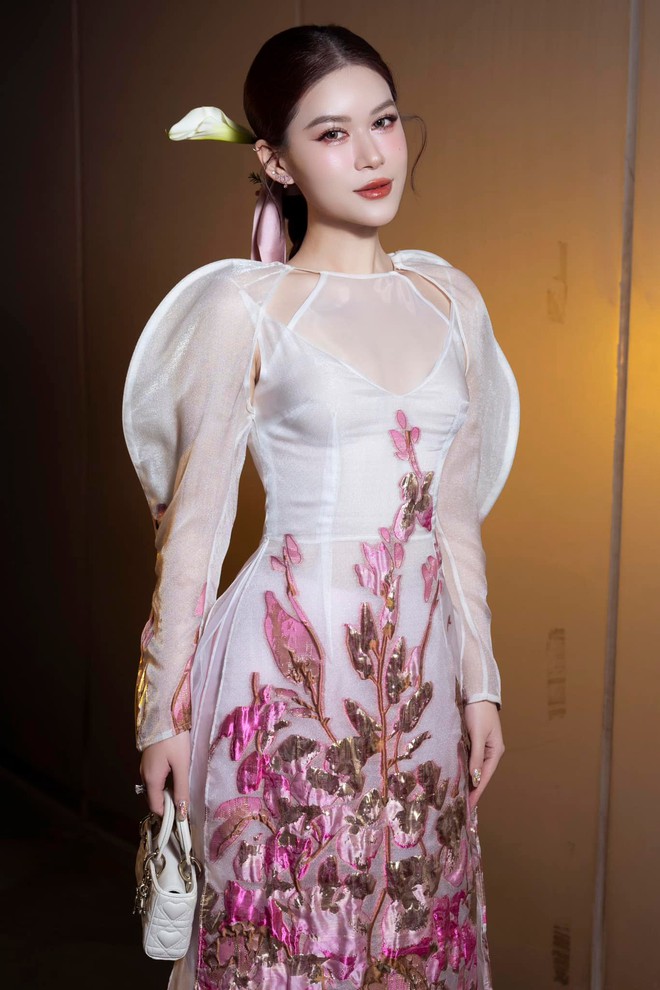 Tiểu thư 7000 tỷ Ngọc Thanh Tâm tập gì mà đi cày hùng hục, làm nông khỏe re trong "Gia đình Haha"?- Ảnh 2.
