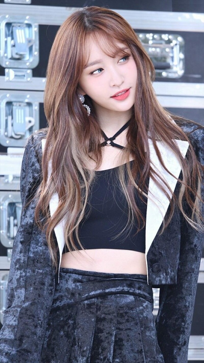 Không thể nhận ra "nữ hoàng sexy" Hani (EXID), mũi lệch mặt méo đến thế này!- Ảnh 7.