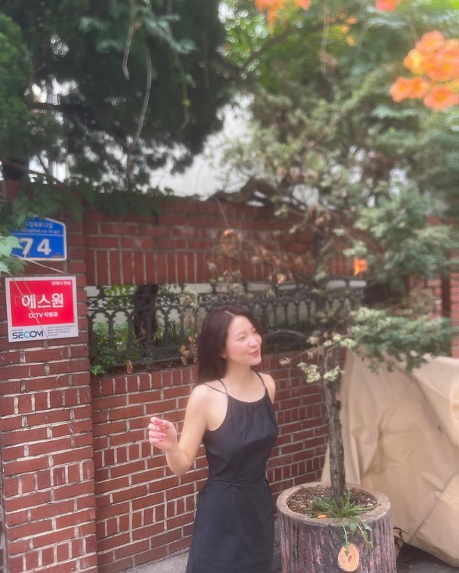 Tiểu thư tài phiệt hot nhất màn ảnh Hàn hiện tại: Trên phim ăn diện sang chảnh, đời thường tối giản bất ngờ- Ảnh 13.