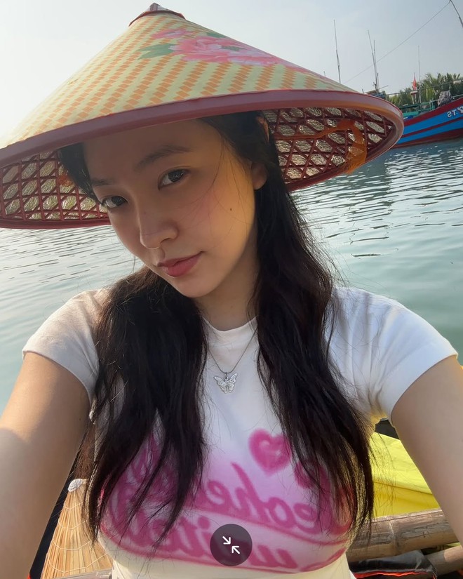 Tiểu thư tài phiệt hot nhất màn ảnh Hàn hiện tại: Trên phim ăn diện sang chảnh, đời thường tối giản bất ngờ- Ảnh 4.
