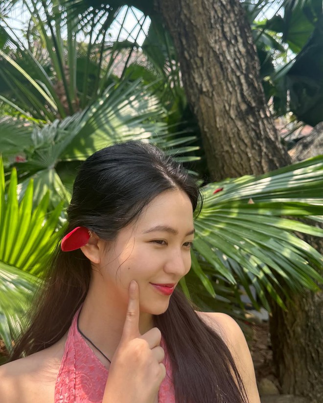 Tiểu thư tài phiệt hot nhất màn ảnh Hàn hiện tại: Trên phim ăn diện sang chảnh, đời thường tối giản bất ngờ- Ảnh 6.
