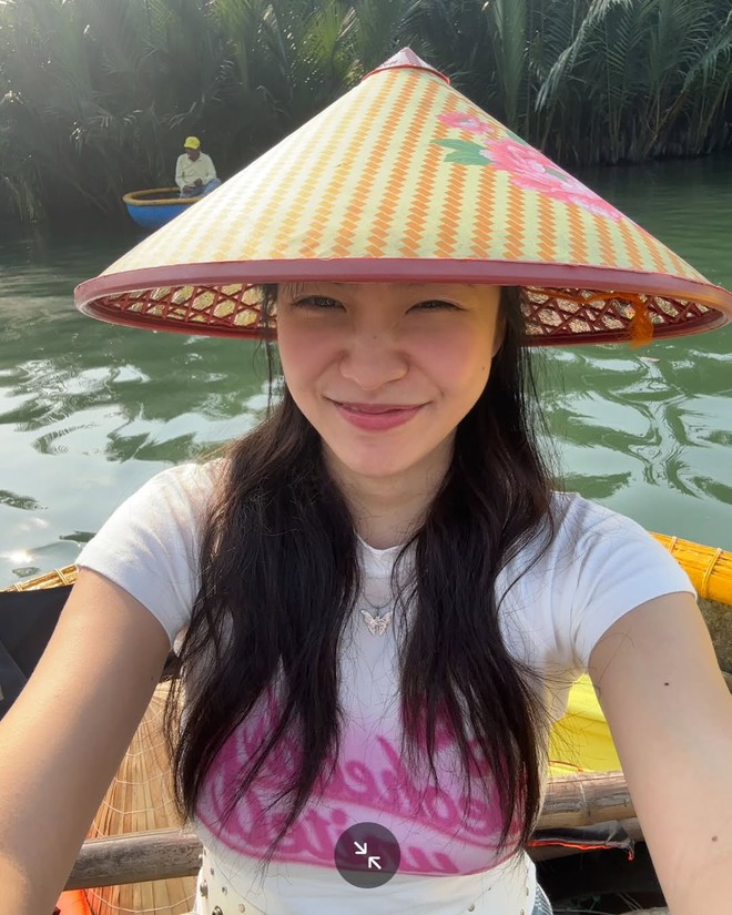 Tiểu thư tài phiệt hot nhất màn ảnh Hàn hiện tại: Trên phim ăn diện sang chảnh, đời thường tối giản bất ngờ- Ảnh 5.