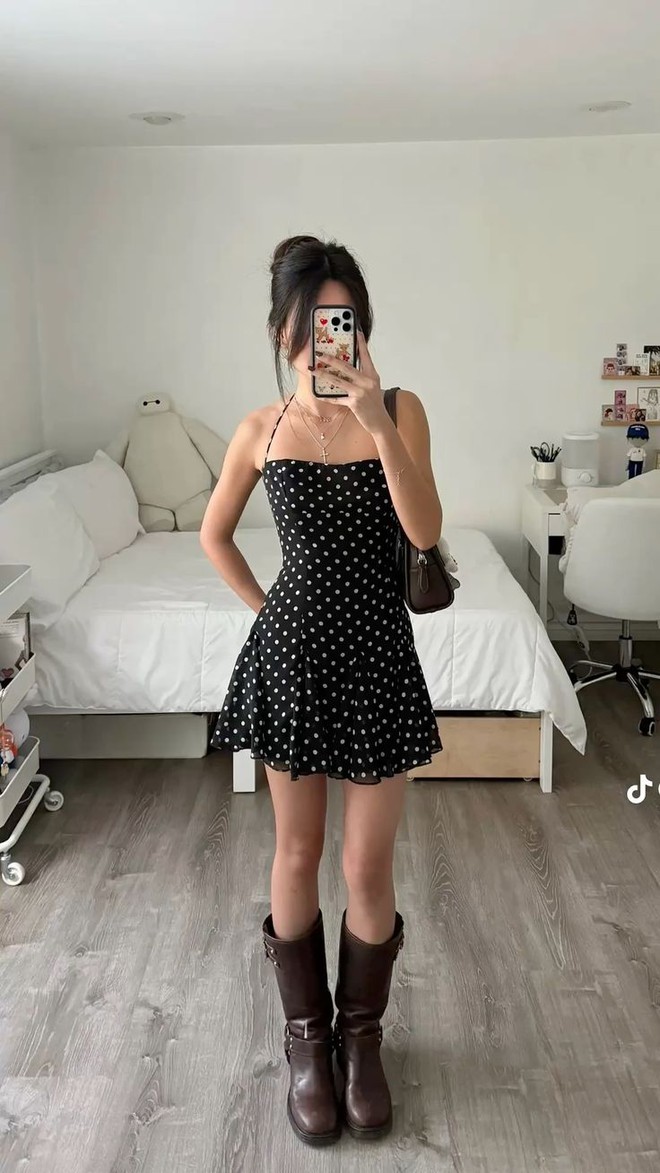 Chị em từ châu Á đến trời Tây đang chìm đắm với đồ chấm bi, tưởng "ô dề" ai ngờ đẹp và sang thôi nhé!- Ảnh 9.