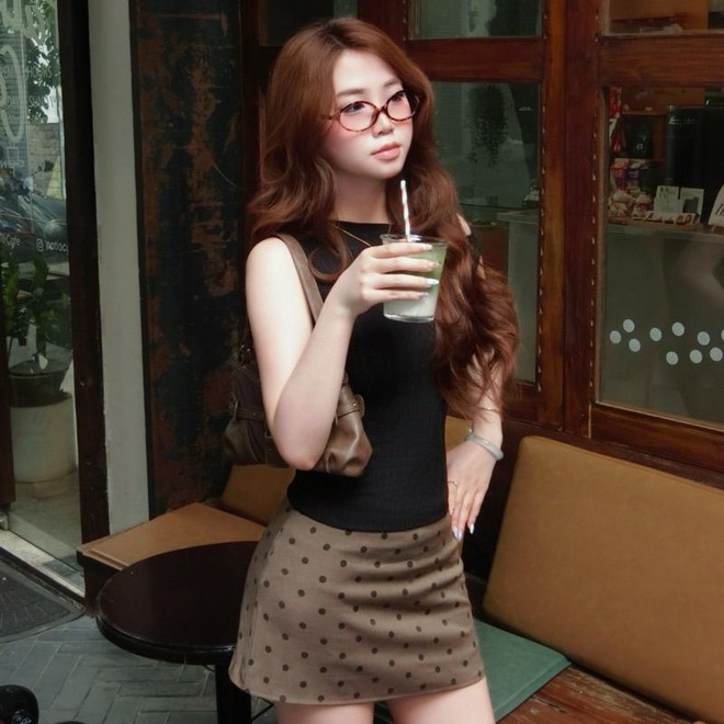 Chị em từ châu Á đến trời Tây đang chìm đắm với đồ chấm bi, tưởng "ô dề" ai ngờ đẹp và sang thôi nhé!- Ảnh 31.