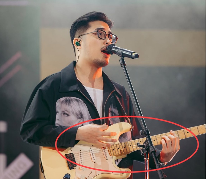 Chuyện gì đang xảy ra với hôn nhân của "Hoàng tử tình ca" Vũ. và vợ gia thế khủng?- Ảnh 4. Chuyện gì đang xảy ra với hôn nhân của "Hoàng tử tình ca" Vũ. và vợ gia thế khủng?- Ảnh 4.