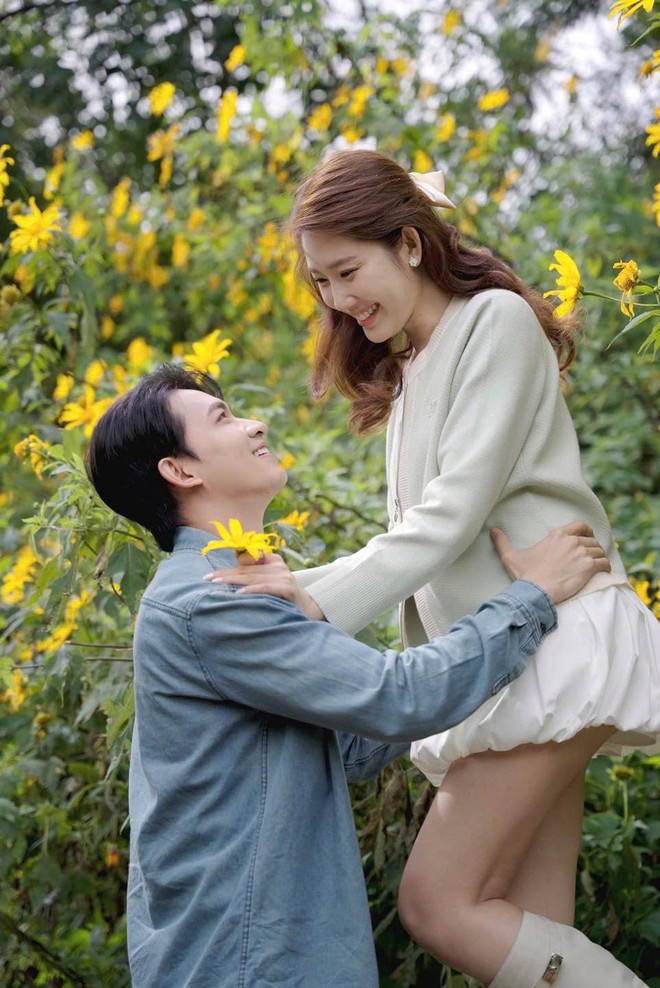 Phim Việt 18+ gây sốc với cảnh nóng khét lẹt: Bạo đến mức ai cũng bức thở, cặp chính đẹp đôi nhất nhì Vbiz- Ảnh 8.