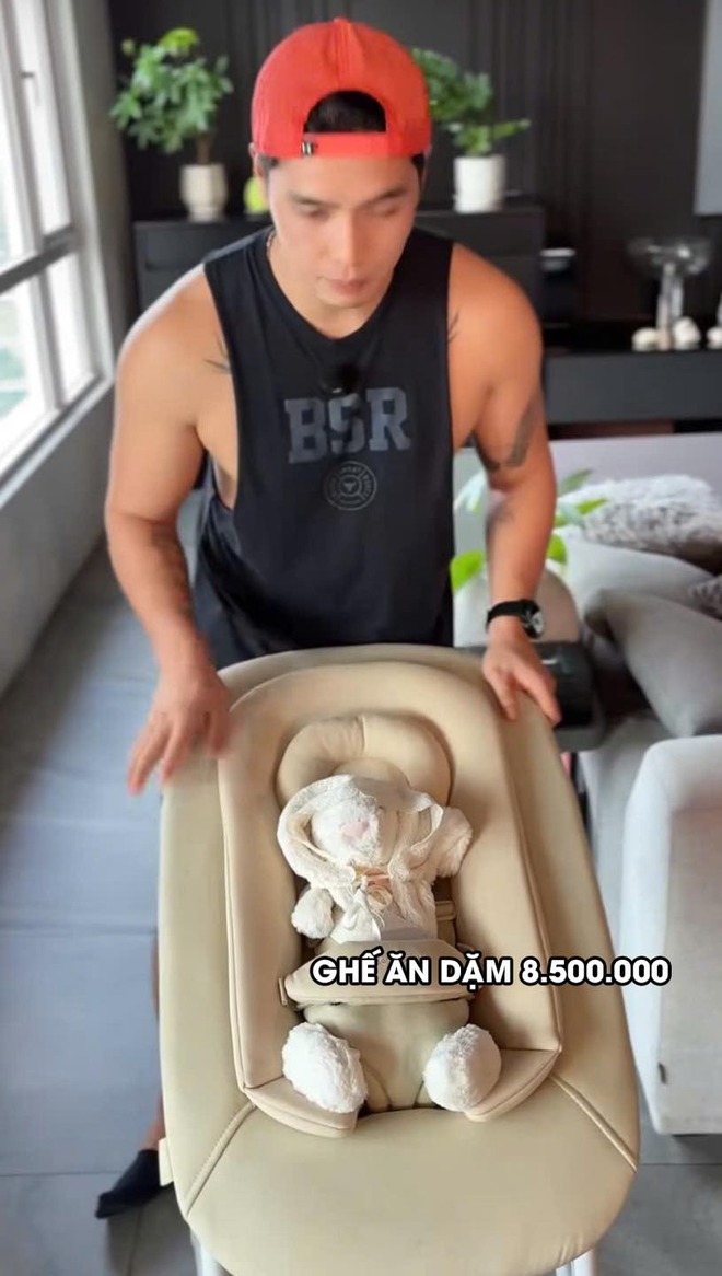 Dân mạng chê vợ chồng Ngô Thanh Vân “tấm chiếu mới bỉm sữa”, chi 100 triệu đồ cho con nhưng 70% vô dụng, chật nhà- Ảnh 27.
