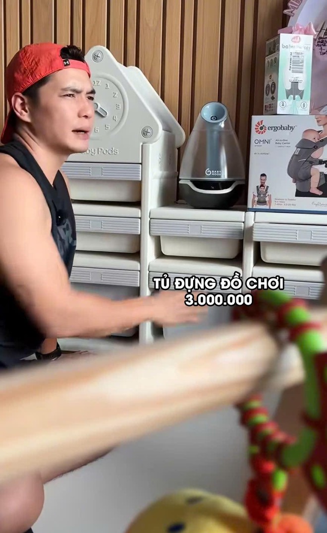 Dân mạng chê vợ chồng Ngô Thanh Vân “tấm chiếu mới bỉm sữa”, chi 100 triệu đồ cho con nhưng 70% vô dụng, chật nhà- Ảnh 25.