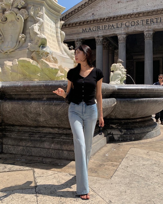 4 mẫu áo mùa thu sành điệu nhất để phối cùng quần jeans- Ảnh 6.