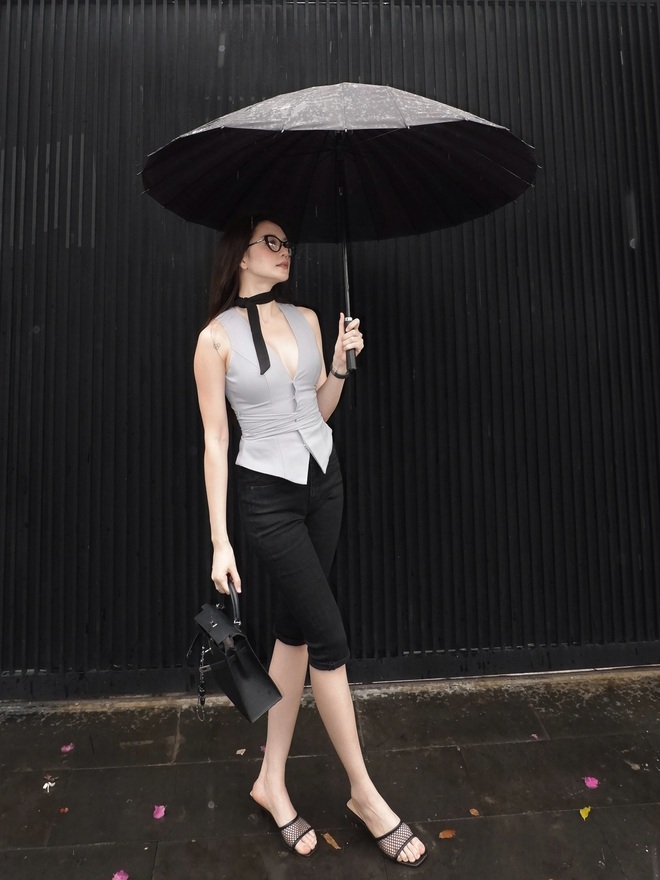Chị gái Thiều Bảo Trâm tự nhận mặc gì cũng đẹp- Ảnh 18. Chị gái Thiều Bảo Trâm tự nhận mặc gì cũng đẹp- Ảnh 18.