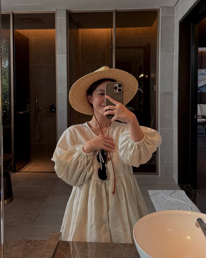 Hot girl 9x Hà thành nay là mẹ 1 con: Trẻ xinh, mặc đẹp dữ thần, quá khó để tìm thấy người thứ 2!- Ảnh 16.