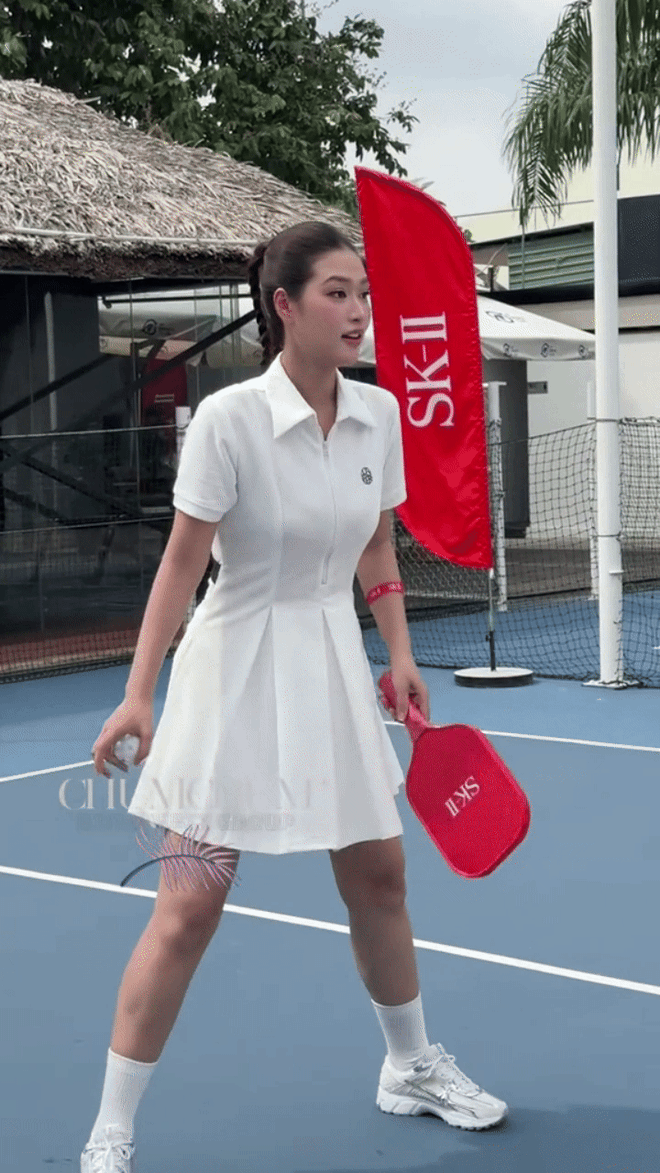 Sân pickleball nóng nhất hôm nay: Loạt hot girl tụ họp, nhan sắc cỡ này vẫn bị body shaming?- Ảnh 2. Sân pickleball nóng nhất hôm nay: Loạt hot girl tụ họp, nhan sắc cỡ này vẫn bị body shaming?- Ảnh 2.