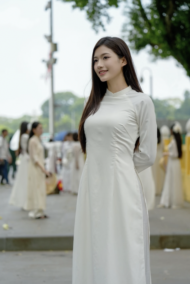 Khách Trung Quốc đến Việt Nam chụp ngẫu nhiên 100 cô gái gặp trên đường, khui trúng "sít rịt": Netizen xứ tỷ dân sốc- Ảnh 2.