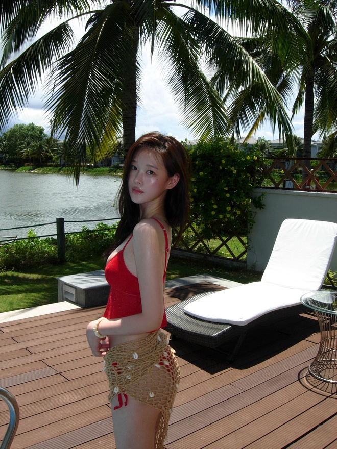 Gái Hàn nô nức khoe dáng check in ở biển Việt Nam, từng khung hình xinh hết nấc!- Ảnh 19.
