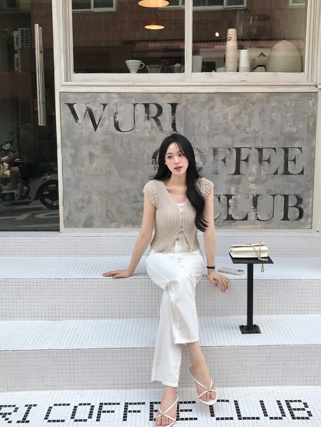 5 món thời trang tối giản đáng sắm nhất cho tủ đồ mùa thu- Ảnh 2.