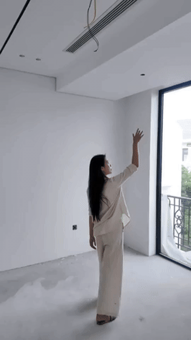 Doãn Hải My khoe cận cảnh căn biệt thự bạc tỷ bề thế sắp tân gia của Đoàn Văn Hậu- Ảnh 4.
