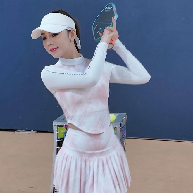 Quỳnh Kool chăm tập pickleball, trở lại phim Việt giờ vàng gây tranh cãi, tăng lên 7kg nhan sắc vẫn ngọt ngào “vạn người mê”- Ảnh 10.