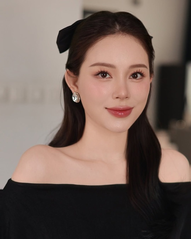 Con dâu gia tộc 3000 tỷ lôi thứ này ra khoe, ai nhìn cũng ham muốn "ước gì mình sở hữu"!- Ảnh 2.