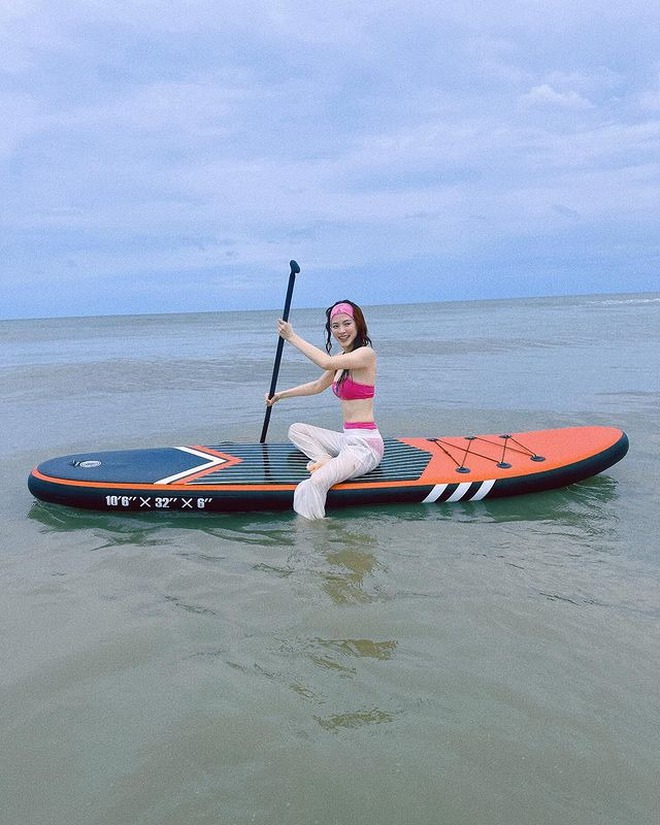 Ngọc nữ Việt - Thái đọ bikini: Baifern tuyệt sắc khuynh thành nhưng kín bưng, Ninh Dương Lan Ngọc sexy rung chuyển thị giác- Ảnh 30.