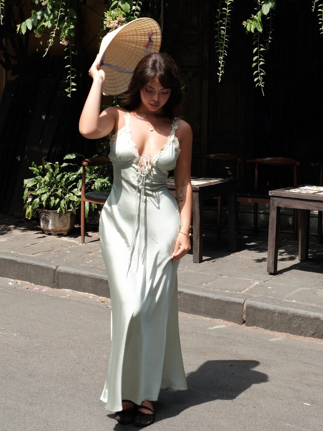 Thảo Nhi Lê tố cáo váy thiết kế của mình bị đạo nhái, sự tình thế nào mà không được bênh?- Ảnh 6. Thảo Nhi Lê tố cáo váy thiết kế của mình bị đạo nhái, sự tình thế nào mà không được bênh?- Ảnh 6.