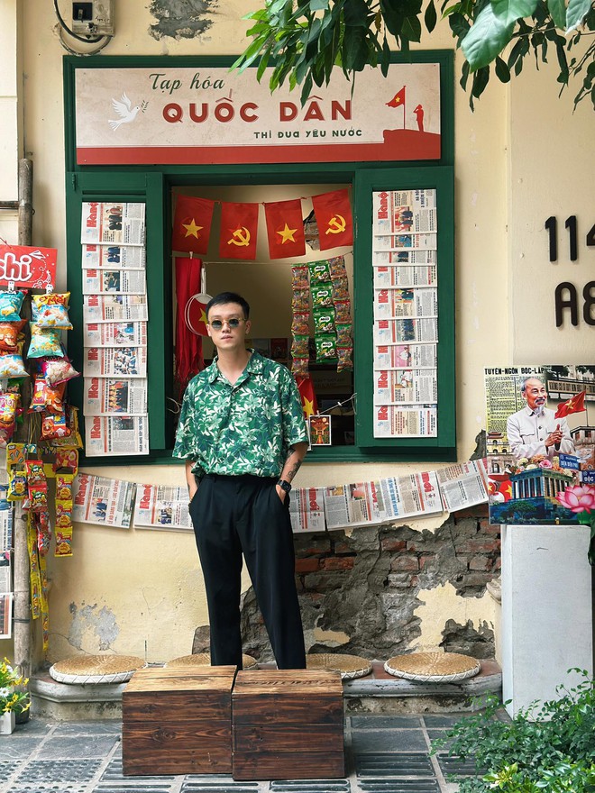 10 quán cà phê phủ đỏ cờ hoa, rực rỡ nhất Hà Nội ngay lúc này!- Ảnh 11.