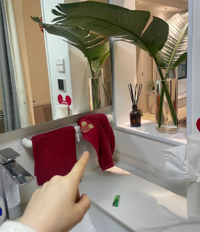 Bịch giấy nằm dưới sàn nhà tắm: Bài kiểm tra 99% đàn ông không qua được?- Ảnh 6. Bịch giấy nằm dưới sàn nhà tắm: Bài kiểm tra 99% đàn ông không qua được?- Ảnh 6.