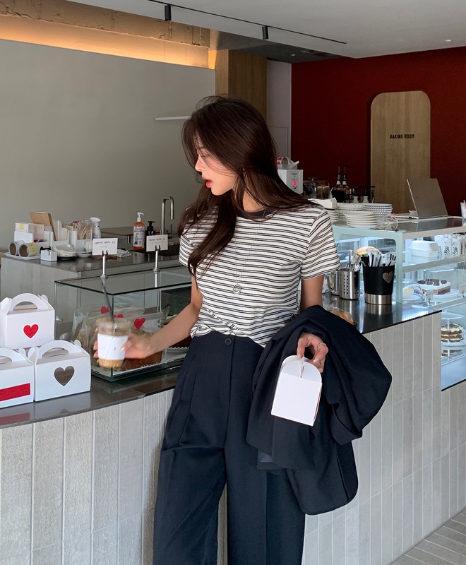 4 kiểu quần dài đẹp nhất để phối cùng áo thun- Ảnh 1.
