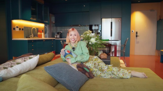 Dân mạng “khóc thuê” khi Quỳnh Anh Shyn bán penthouse 12 tỷ, giờ quay xe khi thấy cô khoe nhà mới nghệ gấp 10 lần!- Ảnh 23. Dân mạng “khóc thuê” khi Quỳnh Anh Shyn bán penthouse 12 tỷ, giờ quay xe khi thấy cô khoe nhà mới nghệ gấp 10 lần!- Ảnh 23.