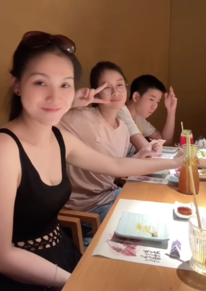 Con gái Hoa hậu Thuỳ Lâm được ví như mỹ nhân đình đám xứ Trung: Bí quyết 12 tuổi cao 1m72 được mẹ tiết lộ- Ảnh 11. Con gái Hoa hậu Thuỳ Lâm được ví như mỹ nhân đình đám xứ Trung: Bí quyết 12 tuổi cao 1m72 được mẹ tiết lộ- Ảnh 11.