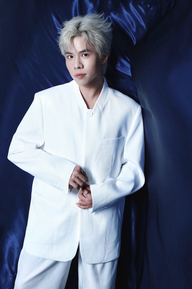 Đếm ngược Livestream Fandom Yêu Nước: Trọn bộ áo, mũ, khăn... rực rỡ tinh thần Việt, ngập tràn deal hot chờ bạn "chốt đơn"!- Ảnh 15.