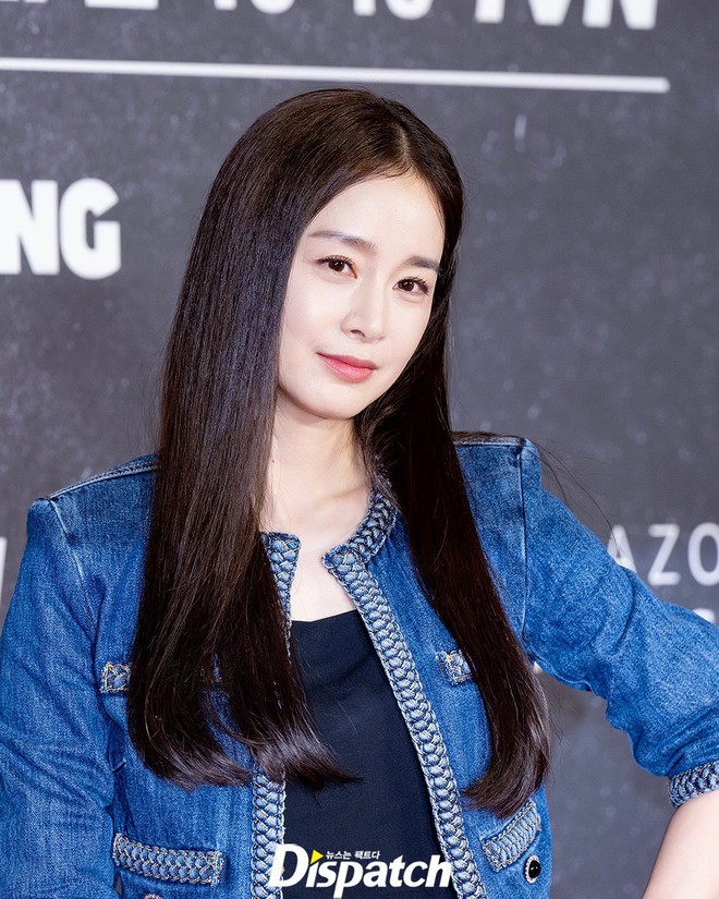 Kim Tae Hee chấp nhận việc lão hóa ở tuổi 45- Ảnh 7. Kim Tae Hee chấp nhận việc lão hóa ở tuổi 45- Ảnh 7.
