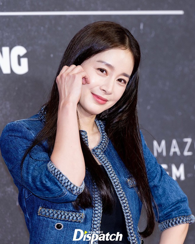 Kim Tae Hee chấp nhận việc lão hóa ở tuổi 45- Ảnh 6. Kim Tae Hee chấp nhận việc lão hóa ở tuổi 45- Ảnh 6.