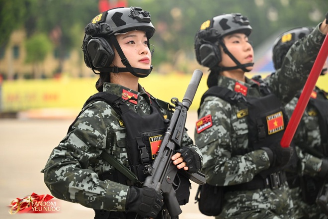 Nét đến từng chi tiết: Lê Hoàng Hiệp, Ngô Lâm Phương, Bảo Trinh và dàn "cực phẩm quân đội" trong Tổng hợp luyện lần 1- Ảnh 13.