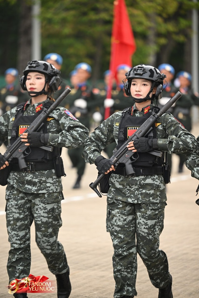 Nét đến từng chi tiết: Lê Hoàng Hiệp, Ngô Lâm Phương, Bảo Trinh và dàn "cực phẩm quân đội" trong Tổng hợp luyện lần 1- Ảnh 16.