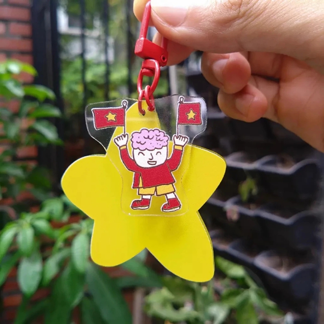 Đếm ngược Livestream Fandom Yêu Nước: Trọn bộ áo, mũ, khăn... rực rỡ tinh thần Việt, ngập tràn deal hot chờ bạn "chốt đơn"!- Ảnh 7.