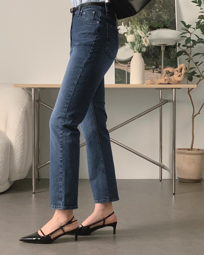 Phối 4 mẫu giày này với quần jeans, bộ cánh đơn giản nhất cũng trở nên sang ngút ngàn- Ảnh 8.