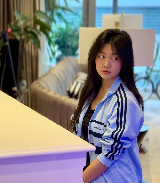 Ái nữ nhà diễn viên Mạnh Trường tuổi 16 xinh đẹp như hoa, cao vượt trội một phần nhờ chăm chơi thể thao từ nhỏ- Ảnh 10.