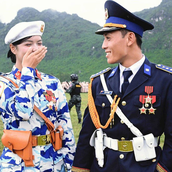 Danh tính người yêu trung uý Ngô Lâm Phương "sáng nhất" hôm nay: 10 điểm đẹp đôi, không ai nghĩ đến kịch bản này!- Ảnh 1.